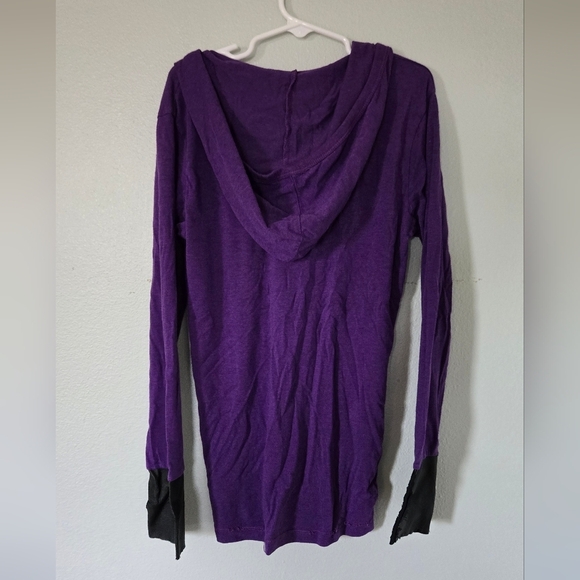 Hooded Purple Girls Shirt T2Love Size 10 - Picture 2 of 6